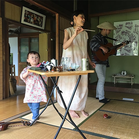 音楽ユニット ふやよみによるアコースティックライブ @ コワーキングスペース